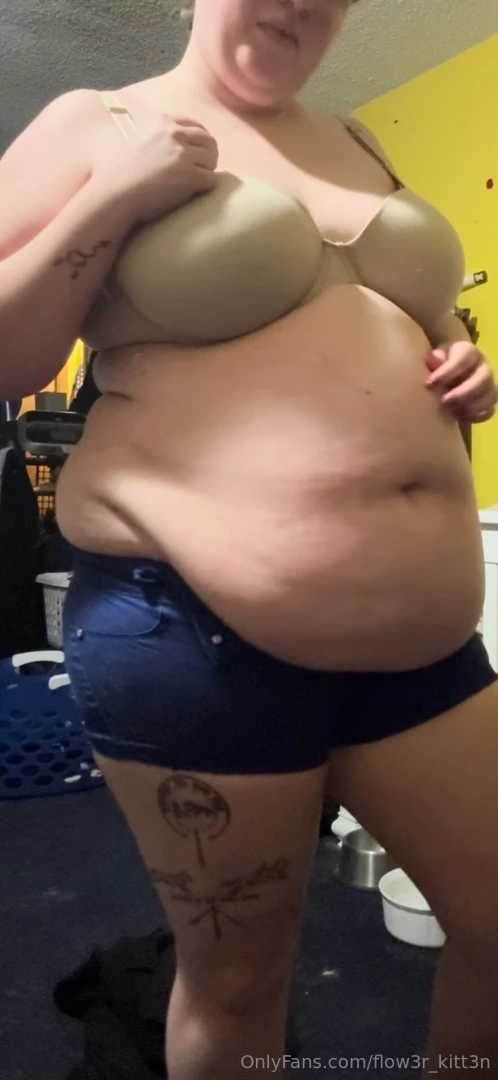 flow3r_kitt3n Onlyfans leaked photo 18560256 on Hotleaks.tv