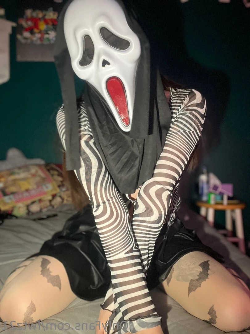 Snow Angel🤍 [ fwtz21 ] Onlyfans leaked photo 9516827 on Hotleaks.tv