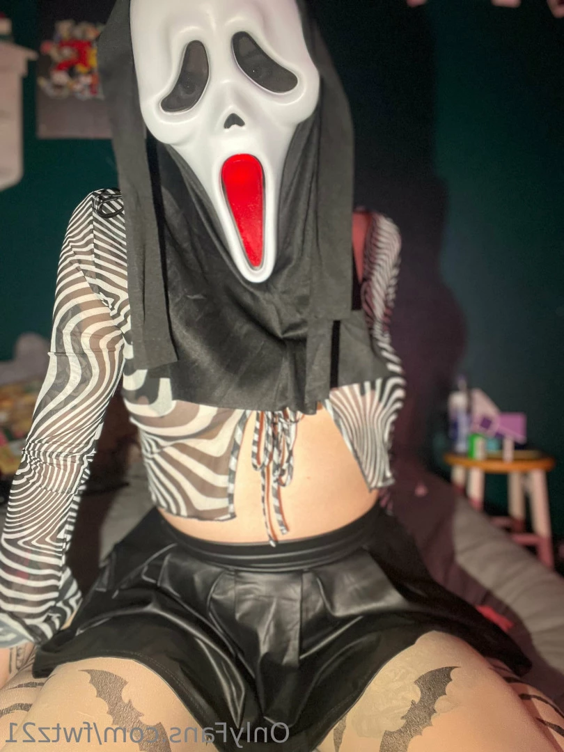 Snow Angel🤍 [ fwtz21 ] Onlyfans leaked photo 9516837 on Hotleaks.tv
