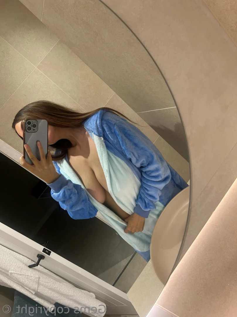 GEM101 😍 Gemma McCourt [ gem101 ] Onlyfans leaked photo 16031125 on Hotleaks.tv