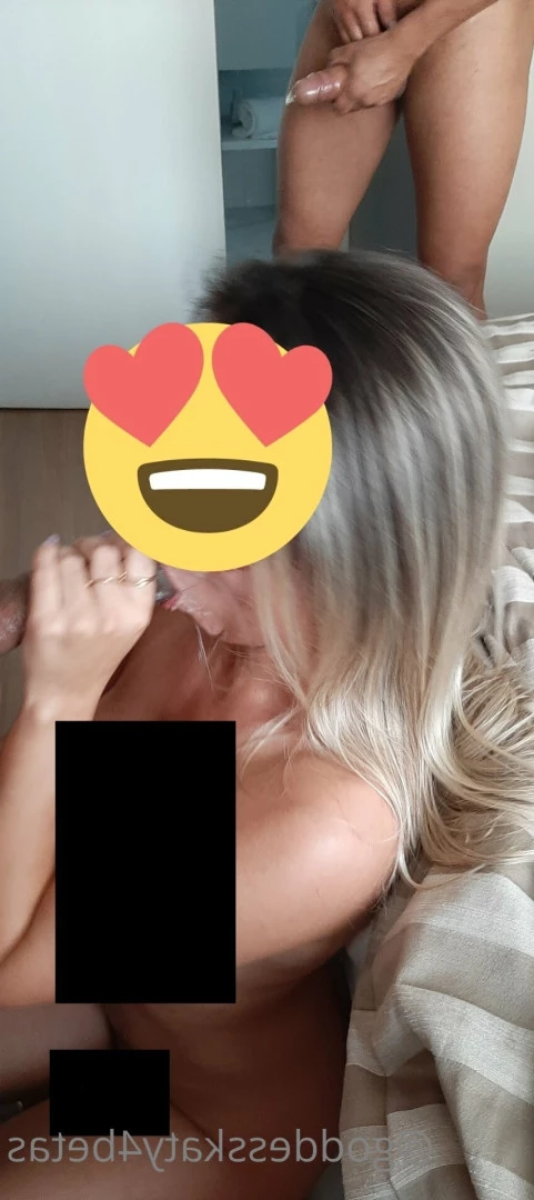 Goddess Katy 4 Beta Boys [ goddesskaty4betas ] Onlyfans leaked photo 5612152 on Hotleaks.tv