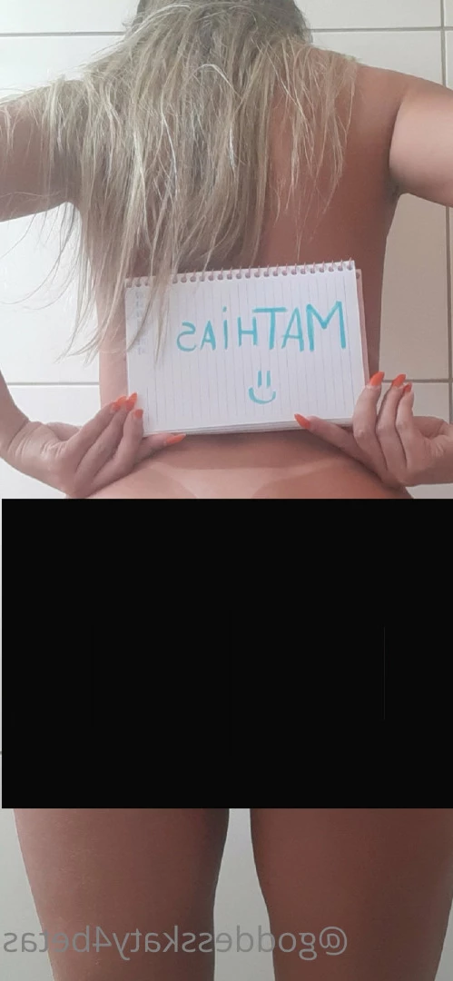 Goddess Katy 4 Beta Boys [ goddesskaty4betas ] Onlyfans leaked photo 5612222 on Hotleaks.tv