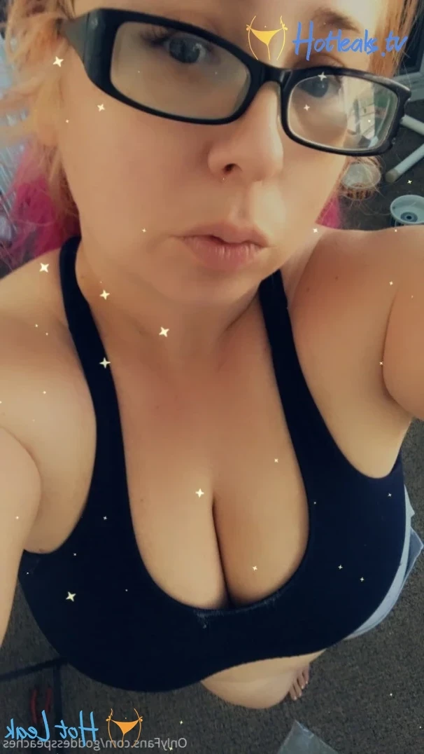 🍑Peaches 💦Breed Me🍆StepMom⛓Mistress [ goddesspeaches ] Onlyfans leaked photo 12900801 on Hotleaks.tv