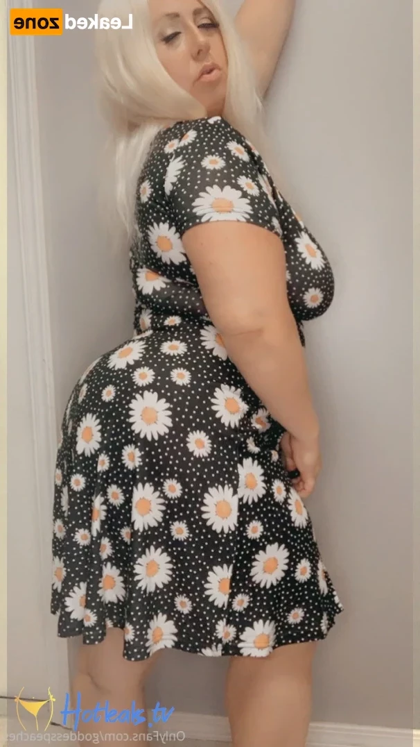 🍑Peaches 💦Breed Me🍆StepMom⛓Mistress [ goddesspeaches ] Onlyfans leaked photo 15322715 on Hotleaks.tv