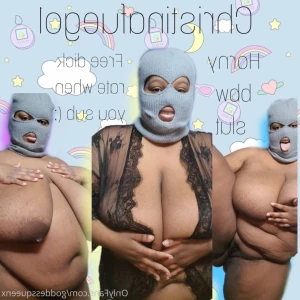 5608940