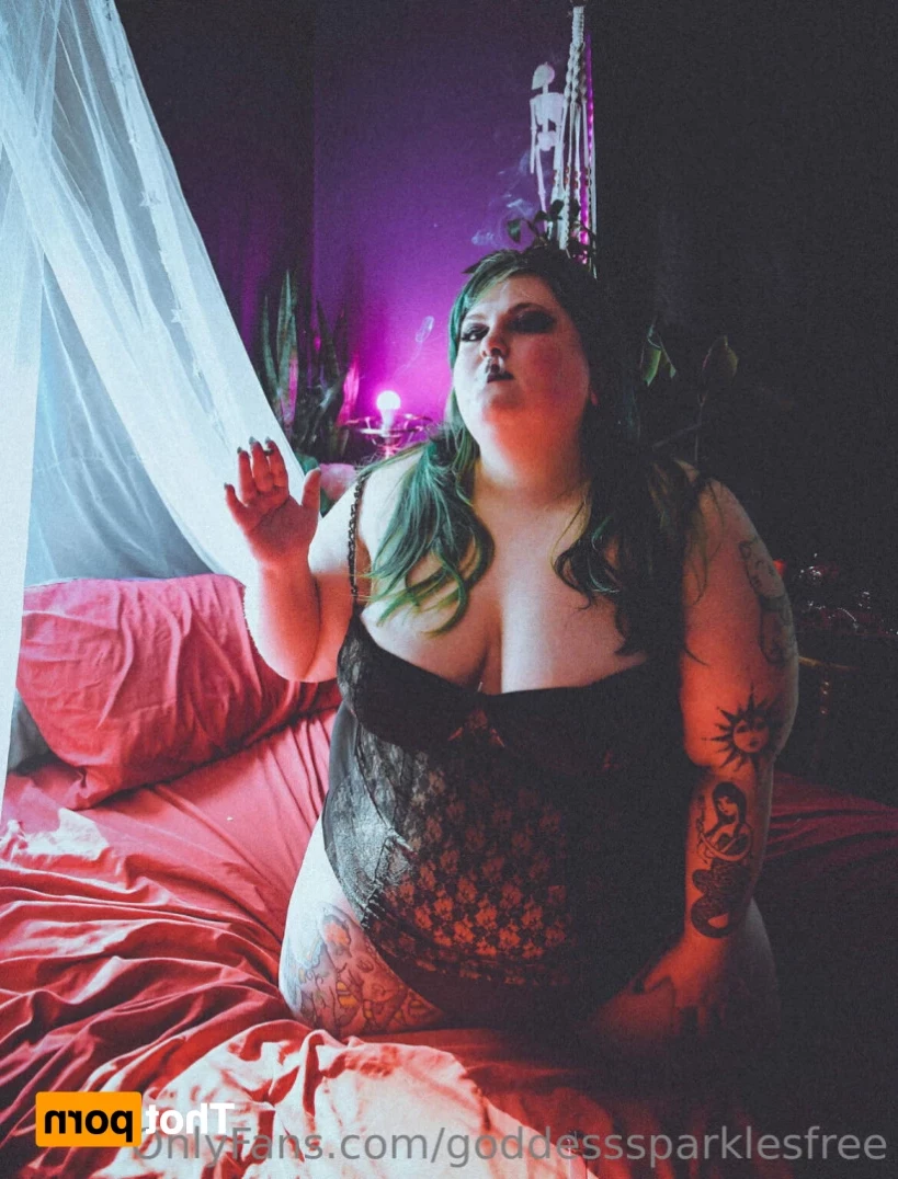 Goddess Sparkles [ goddesssparklesfree ] Onlyfans leaked photo 13780113 on Hotleaks.tv