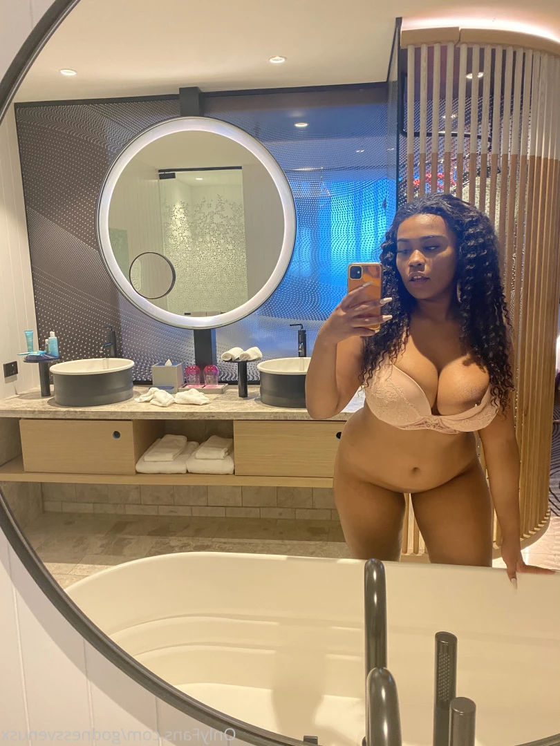 Goddessvenusx [ godnessvenusx ] Onlyfans leaked photo 5592264 on Hotleaks.tv