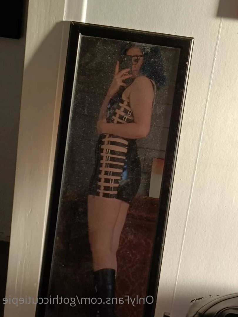 GothicLilGirl [ gothiccutiepie ] Onlyfans leaked photo 5608044 on Hotleaks.tv