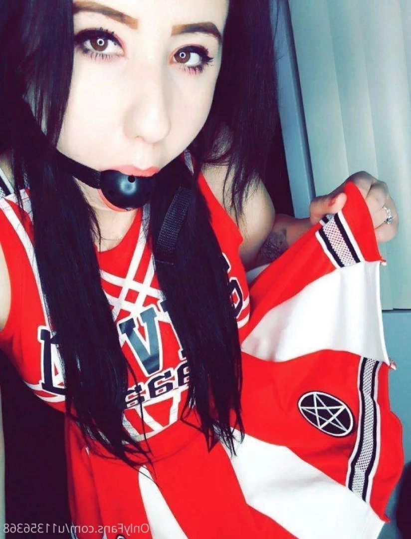 💸KITTI🎀 [ gothickitti ] Onlyfans leaked photo 5689712 on Hotleaks.tv