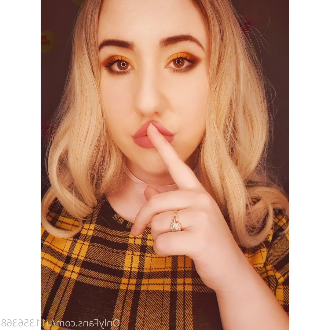💸KITTI🎀 [ gothickitti ] Onlyfans leaked photo 5689924 on Hotleaks.tv