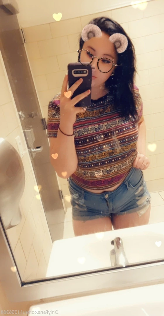 💸KITTI🎀 [ gothickitti ] Onlyfans leaked photo 5690189 on Hotleaks.tv