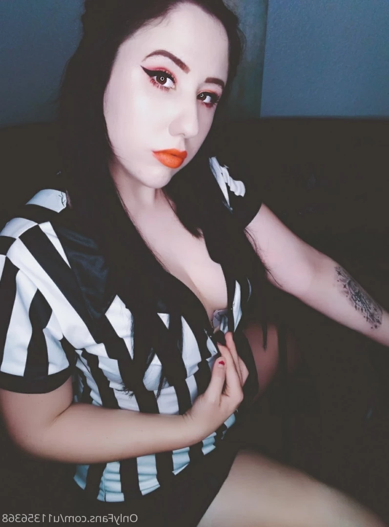 💸KITTI🎀 [ gothickitti ] Onlyfans leaked photo 5690514 on Hotleaks.tv