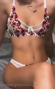 5607844