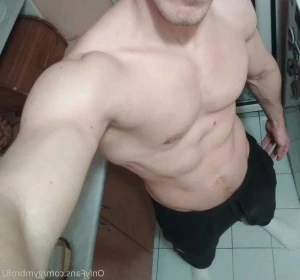 5584928