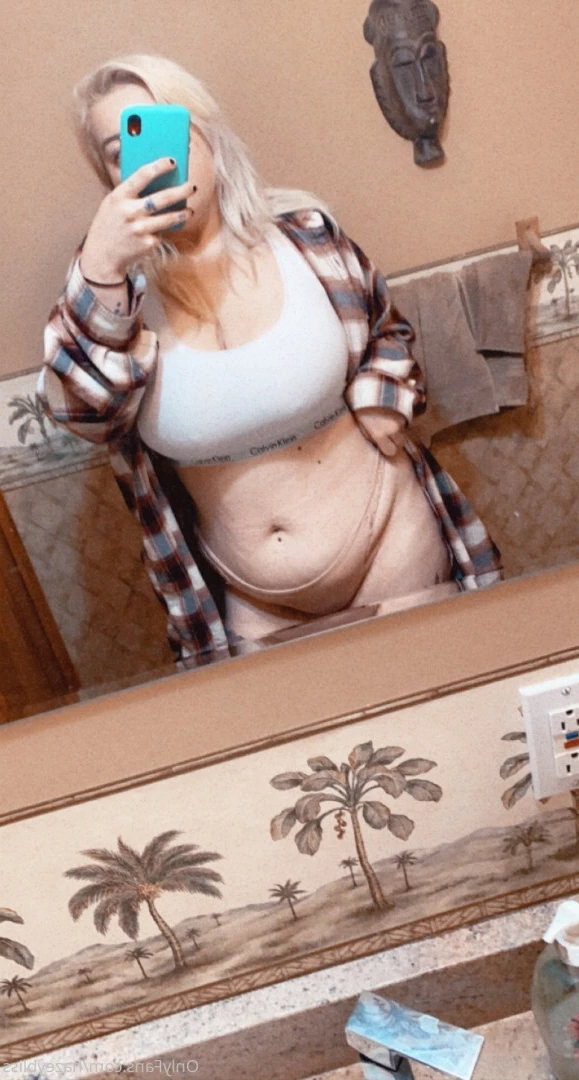Hazey Bliss [ hazeybliss ] Onlyfans leaked photo 5592852 on Hotleaks.tv