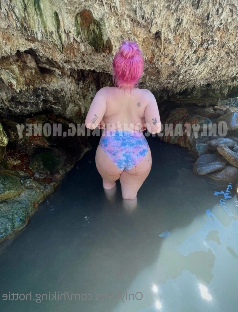 🌿 𝚆𝙸𝙻𝙳𝙴𝚁𝙽𝙴𝚂𝚂 𝙼𝙸𝙻𝙵 🌿 [ hiking.hottie ] Onlyfans leaked photo 5751240 on Hotleaks.tv