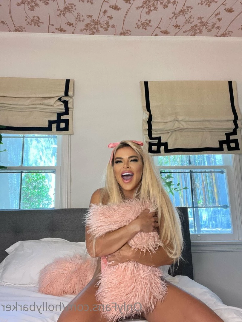 Holly Barker [ hollybarker ] Onlyfans leaked photo 5468490 on Hotleaks.tv