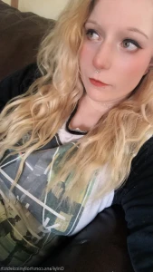 5749203