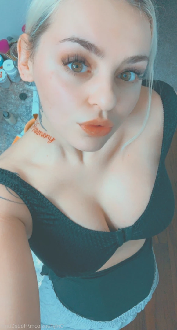 ʜᴏᴘᴇ ʜᴜɢᴇ ᴛɪᴛs [ hopecums ] Onlyfans leaked photo 12809644 on Hotleaks.tv