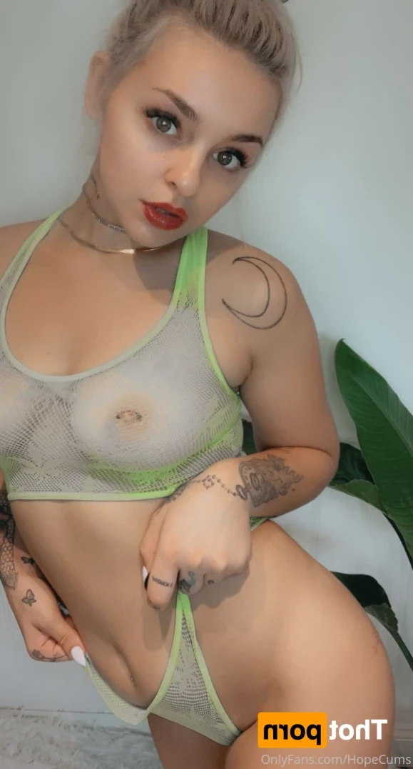ʜᴏᴘᴇ ʜᴜɢᴇ ᴛɪᴛs [ hopecums ] Onlyfans leaked photo 16335013 on Hotleaks.tv