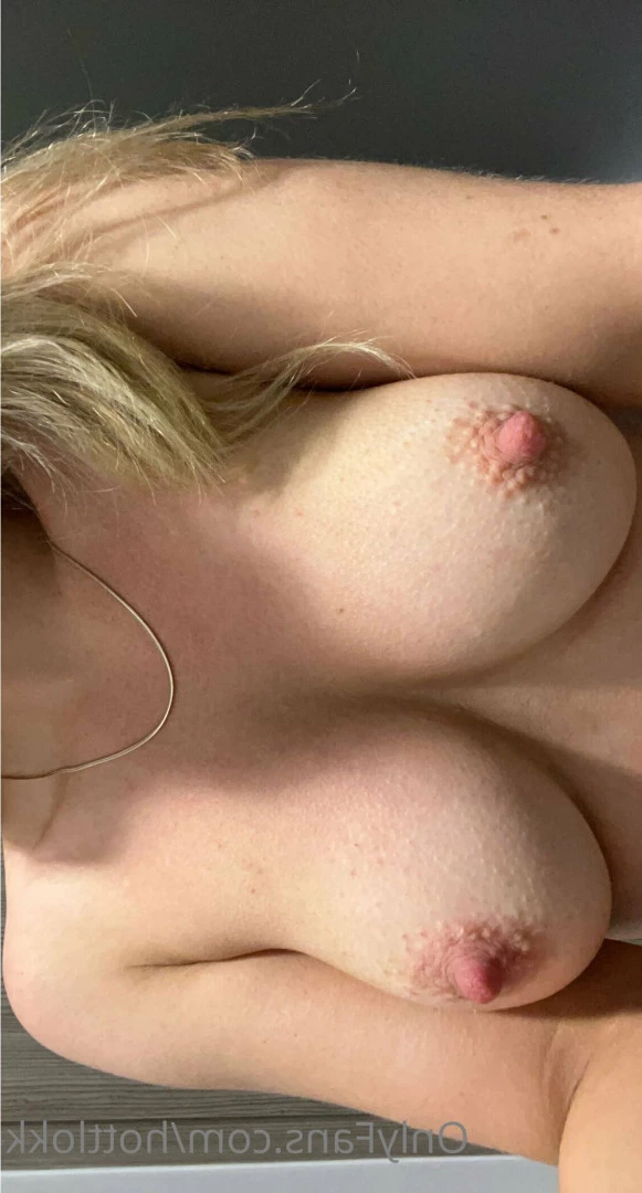 hottlokk Onlyfans leaked photo 5747301 on Hotleaks.tv