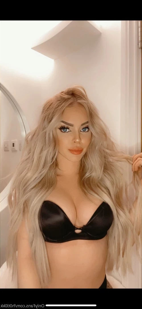hottlokk Onlyfans leaked photo 5748053 on Hotleaks.tv