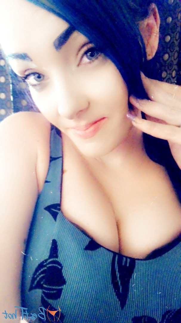 🥳birthday queen👸 [ itscasssiebxtch ] Onlyfans leaked photo 18412364 on Hotleaks.tv