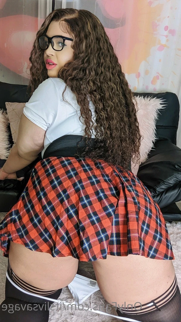 𝐓𝐇𝐄 𝐂𝐋𝐈𝐓 𝐂𝐎𝐌𝐌𝐀𝐍𝐃𝐄𝐑!!🍥🌊🪖 [ itslivsavage ] Onlyfans leaked photo 5704522 on Hotleaks.tv