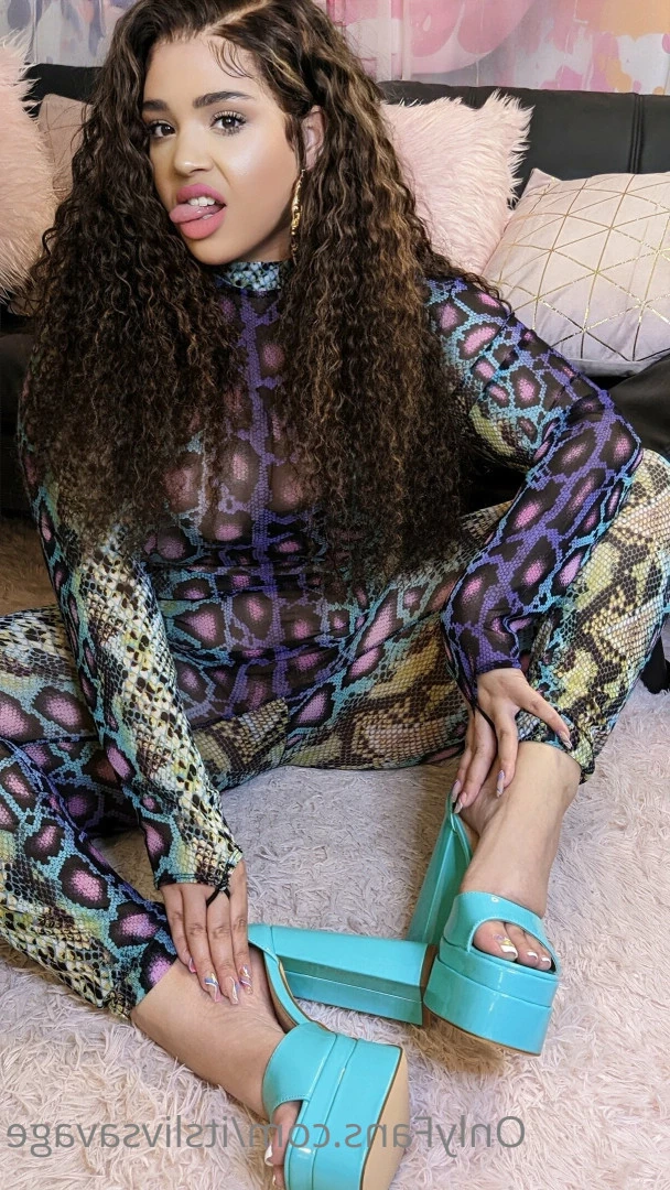 𝐓𝐇𝐄 𝐂𝐋𝐈𝐓 𝐂𝐎𝐌𝐌𝐀𝐍𝐃𝐄𝐑!!🍥🌊🪖 [ itslivsavage ] Onlyfans leaked photo 5705702 on Hotleaks.tv