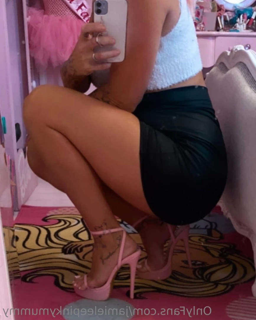 jamieleepinkymummy Onlyfans leaked photo 5674814 on Hotleaks.tv
