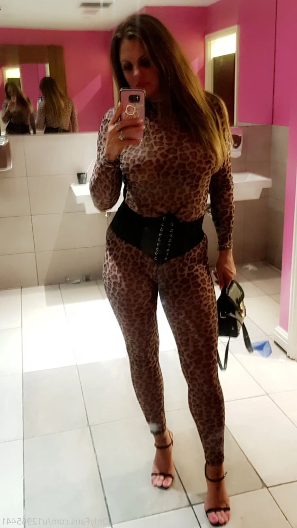 jamieleepinkymummy Onlyfans leaked photo 5677027 on Hotleaks.tv
