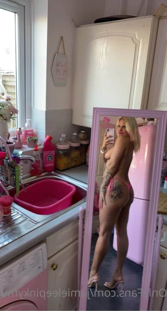 jamieleepinkymummy Onlyfans leaked photo 5681376 on Hotleaks.tv
