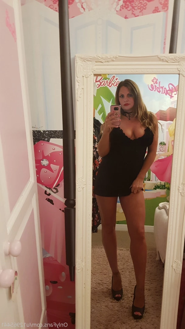 jamieleepinkymummy Onlyfans leaked photo 5681435 on Hotleaks.tv