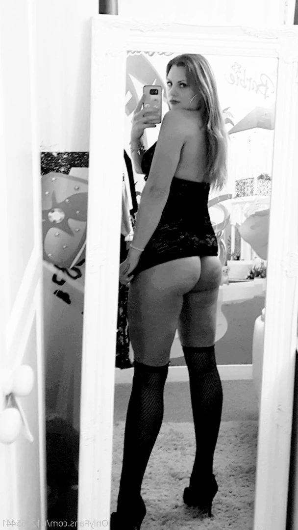 jamieleepinkymummy Onlyfans leaked photo 5685894 on Hotleaks.tv