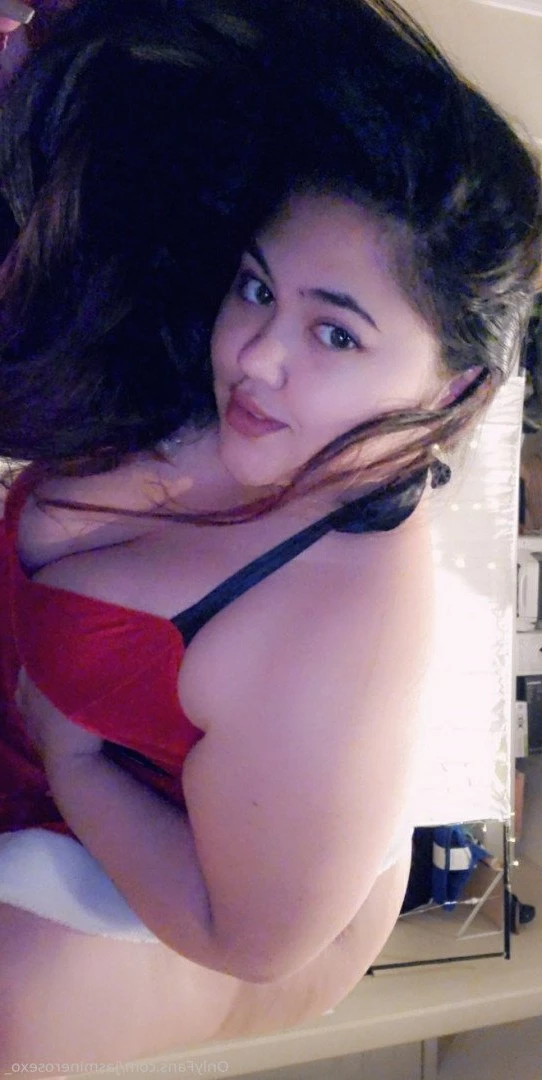 🌺 Hawaiian Hotwife Gamer 🎮 [ jasminerosexo_ ] Onlyfans leaked photo 5435531 on Hotleaks.tv