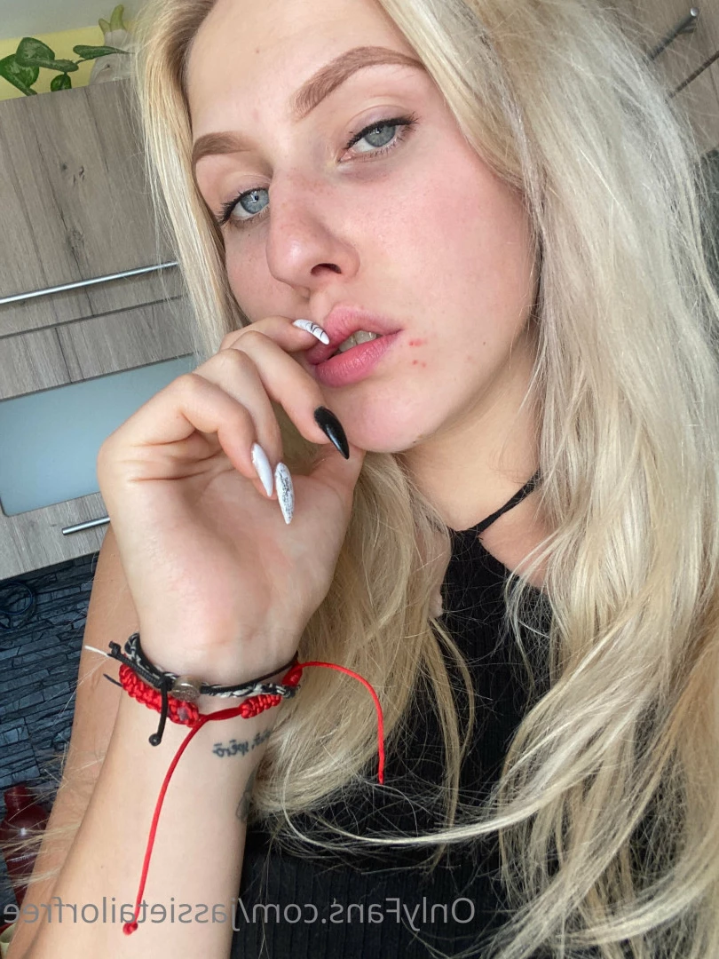 Blonde Pussy Jassie 😈 [ jassietailorfree ] Onlyfans leaked photo 5524064 on Hotleaks.tv