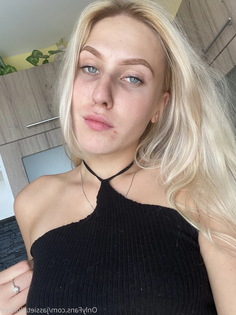 Blonde Pussy Jassie 😈 [ jassietailorfree ] Onlyfans leaked photo 5524961 on Hotleaks.tv