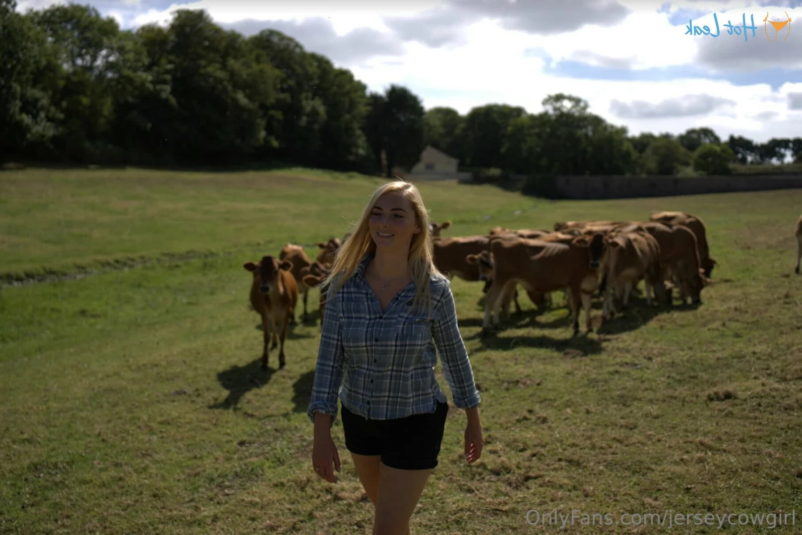 Becky Houzé 🐮 [ jerseycowgirl ] Onlyfans leaked photo 11146199 on Hotleaks.tv