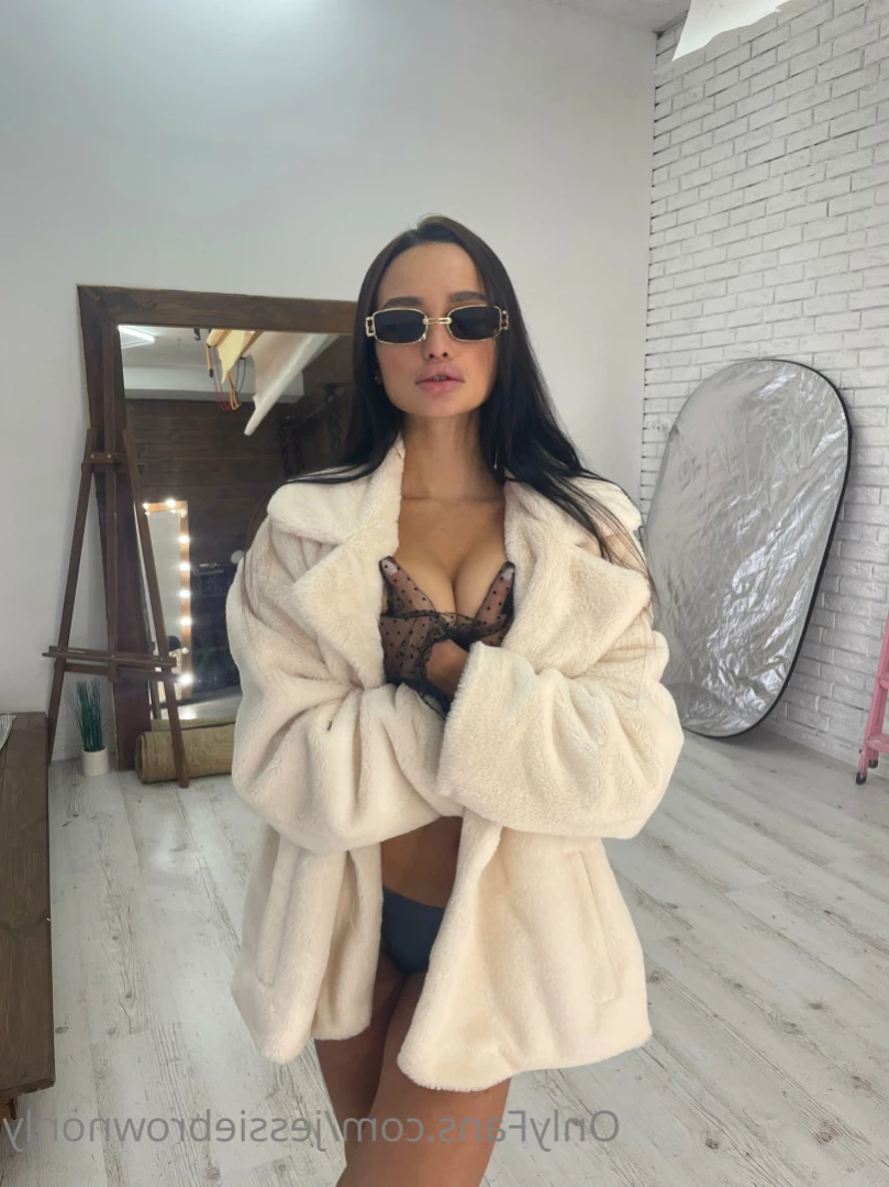 𝓙𝓮𝓼𝓼𝓲𝓮 𝓑𝓻𝓸𝔀𝓷 🤩 𝓆𝓊𝑒𝑒𝓃 𝑜𝒻 𝓈𝑒𝒹𝓊𝒸𝓉𝒾𝑜𝓃 👑 [ jessiebrownonly ] Onlyfans leaked photo 13117548 on Hotleaks.tv