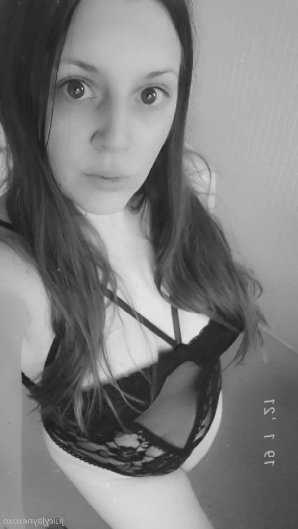 JuicyJayne 💋 [ juicyjaynexoxo ] Onlyfans leaked photo 5555031 on Hotleaks.tv