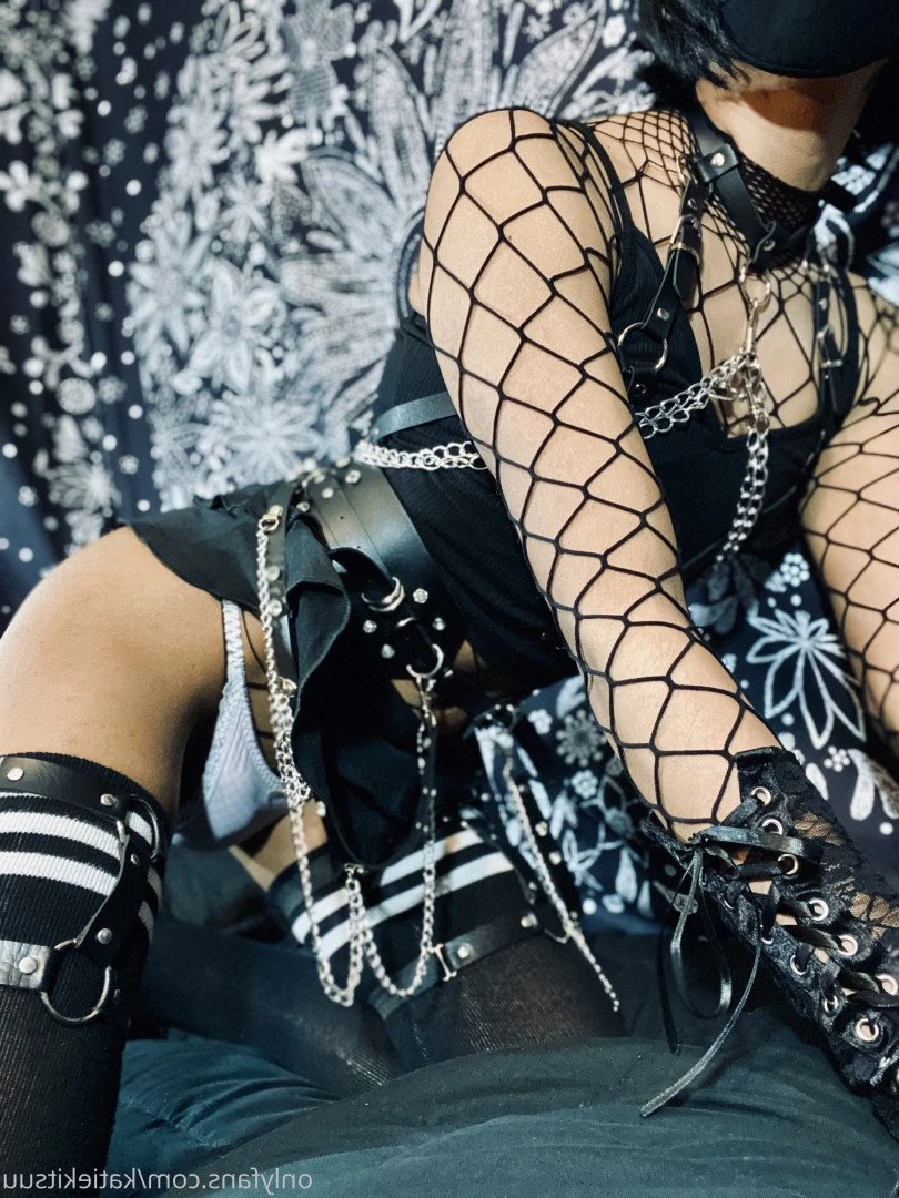 KatieKitsune [ katiekitsuu ] Onlyfans leaked photo 5455778 on Hotleaks.tv