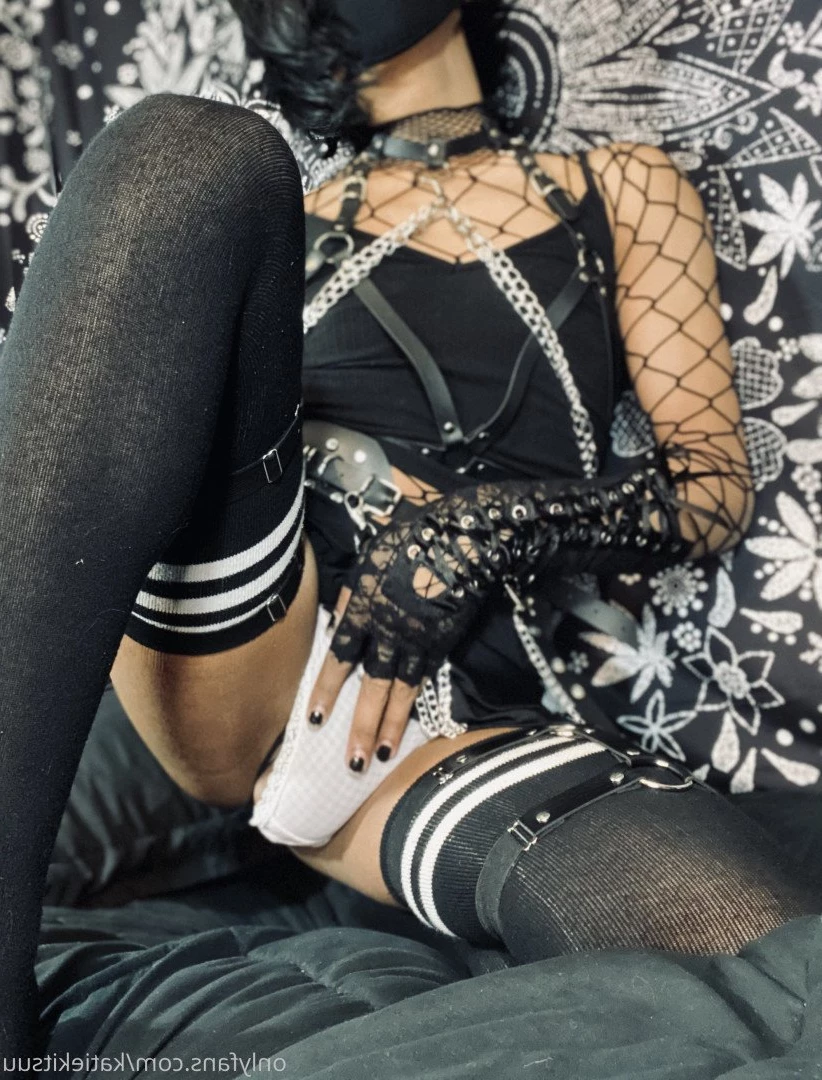 KatieKitsune [ katiekitsuu ] Onlyfans leaked photo 5457811 on Hotleaks.tv