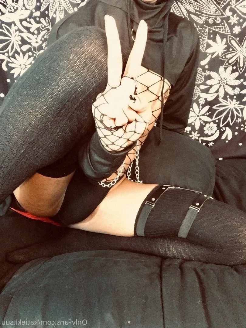 KatieKitsune [ katiekitsuu ] Onlyfans leaked photo 5458549 on Hotleaks.tv