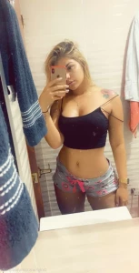 5728398