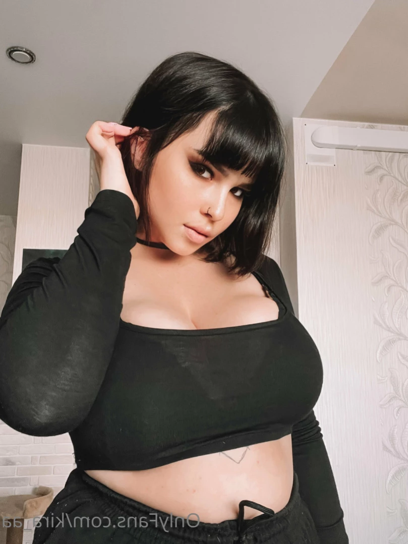 Kira [ kira_aa ] Onlyfans leaked photo 11002047 on Hotleaks.tv