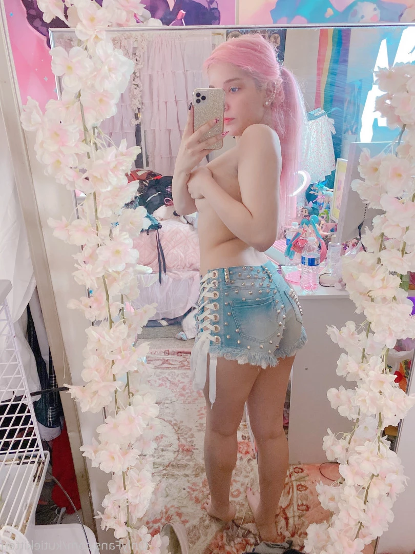 🌸 kitten 🌸 [ kutiekitten ] Onlyfans leaked photo 10716064 on Hotleaks.tv