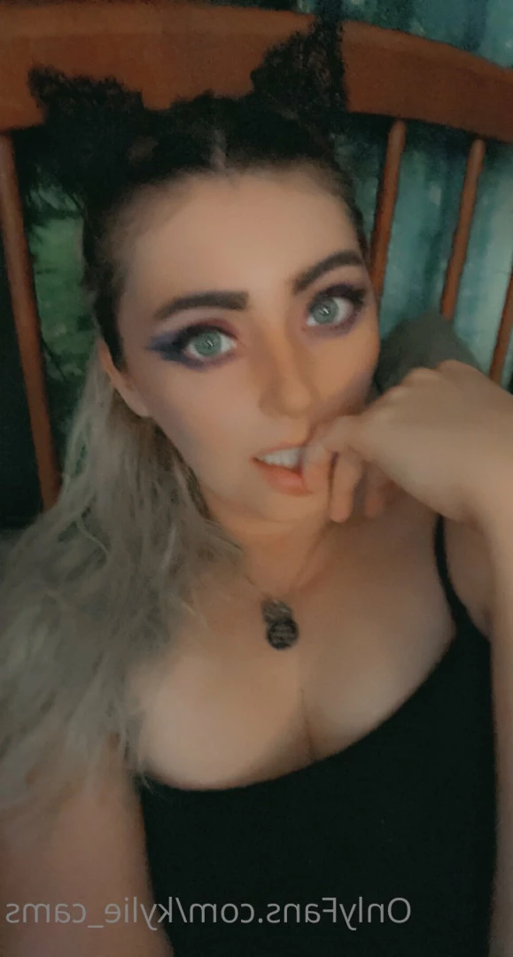Kylie [ kylie_cams ] Onlyfans leaked photo 5708250 on Hotleaks.tv