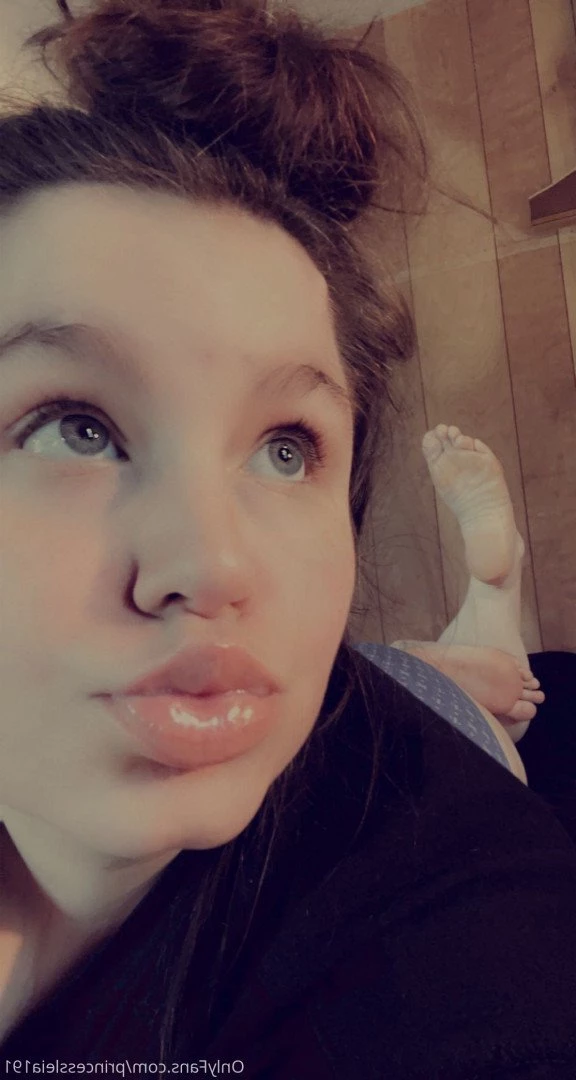 Leia’s Free Page 😈 [ leia220 ] Onlyfans leaked photo 5505029 on Hotleaks.tv