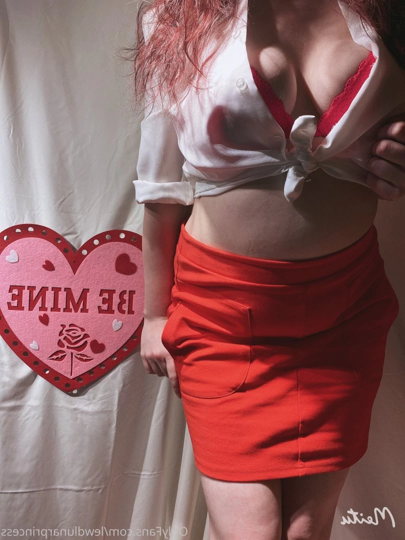 👑💖 Princess Lunar 💖👑 [ lewdlunarprincess ] Onlyfans leaked photo 5402828 on Hotleaks.tv