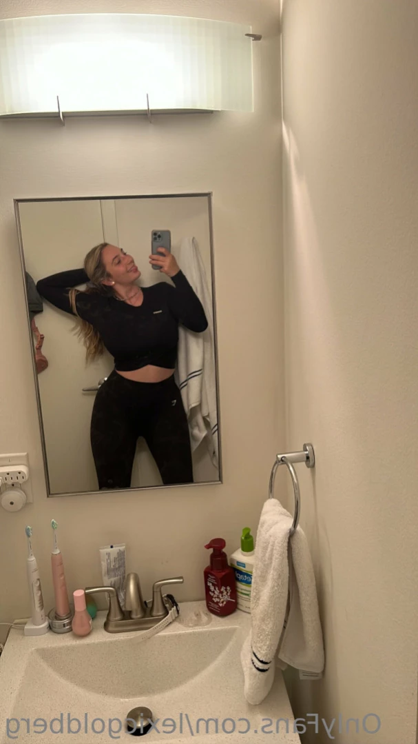 Lexi Cayla [ lexicgoldberg ] Onlyfans leaked photo 10984714 on Hotleaks.tv